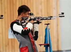 开云体育-射击赛场再起风云：燕山赤兔队惊险晋级漓江火箭队，赛场气氛火爆传控打穿防线的简单介绍